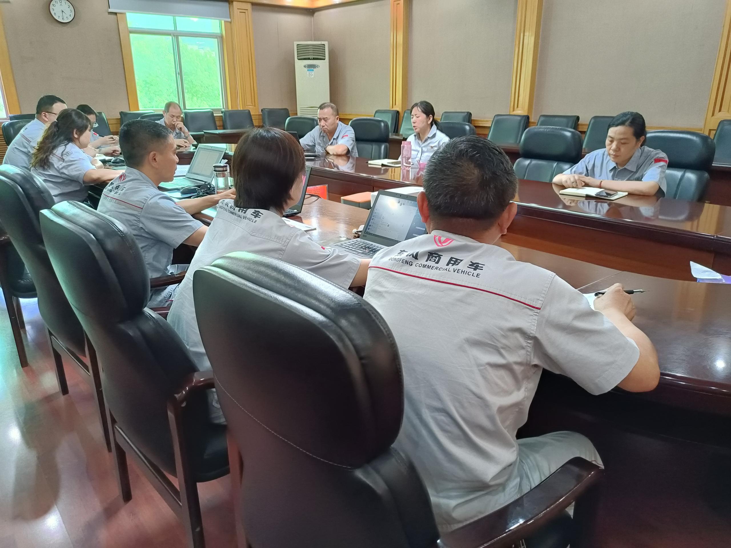 f09a21c10326d7f97e1c04d211ad0ef1.jpg f09a21c10326d7f97e1c04d211ad0ef1.jpg